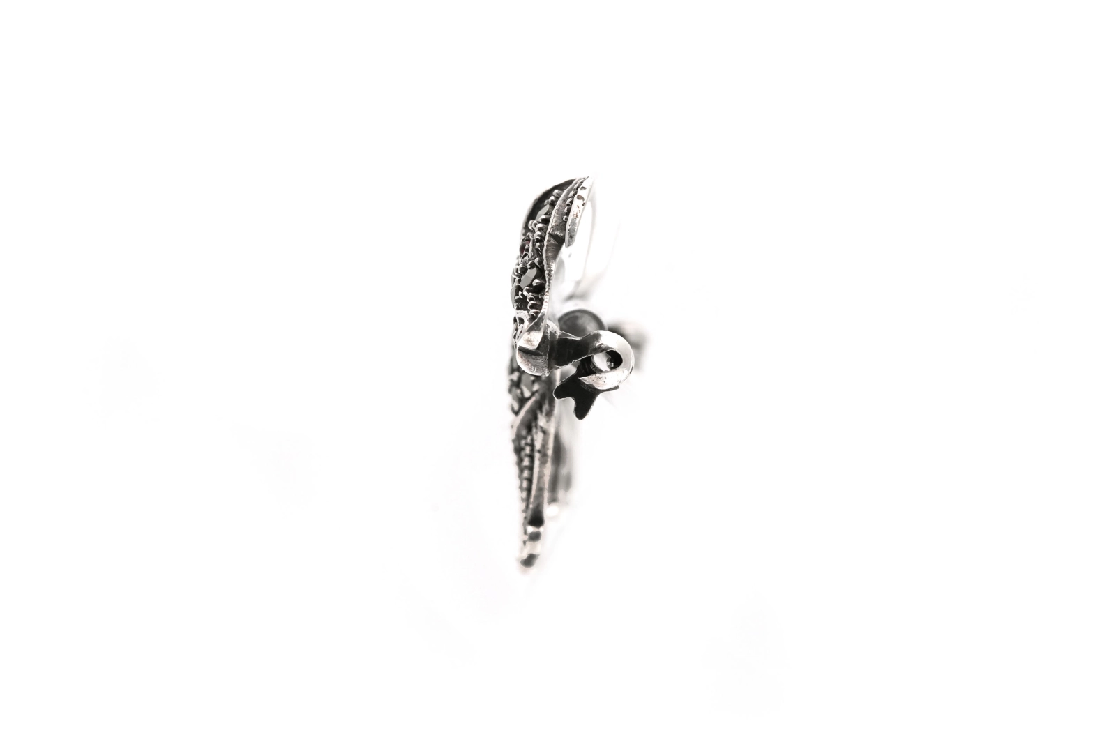 Broche Art Déco en argent sertie de marcassites et d'un rubis - - 3