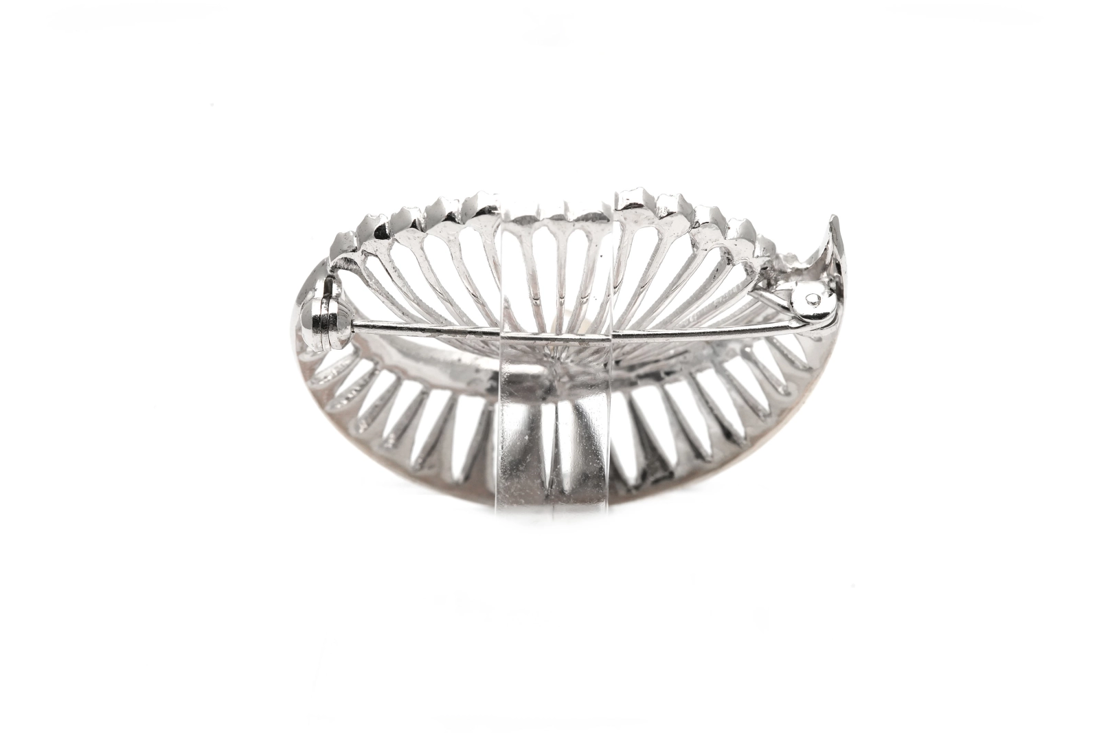 Broche Art Déco en argent 800 sertie de marcassites et d'une perle - - 4