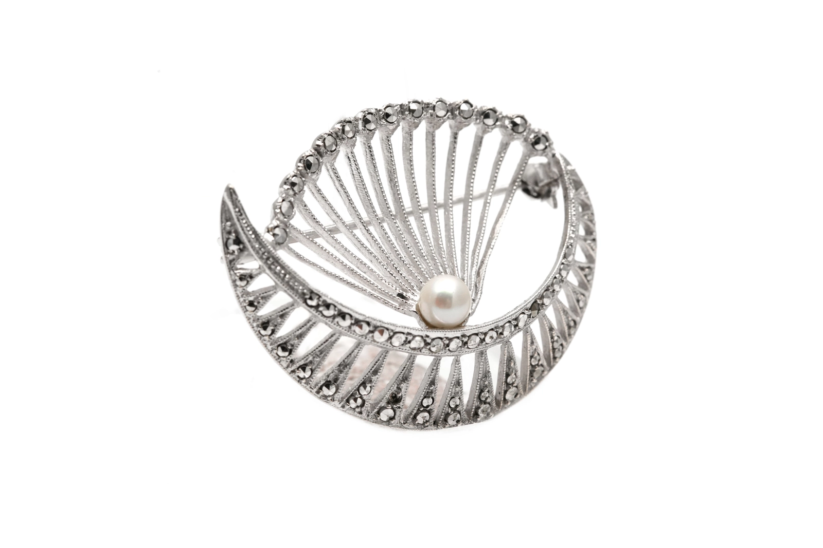 Broche Art Déco en argent 800 sertie de marcassites et d'une perle - - 6