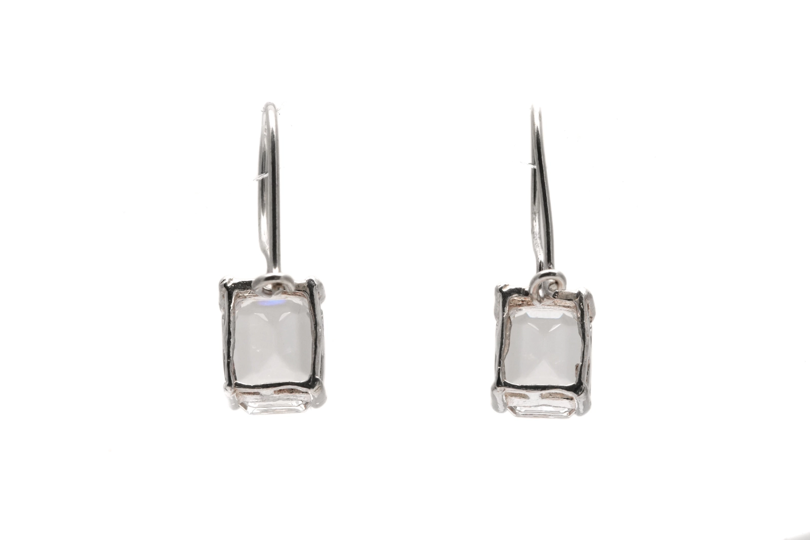Boucles d'oreilles contemporaines en argent serties de zirconiums - - 3