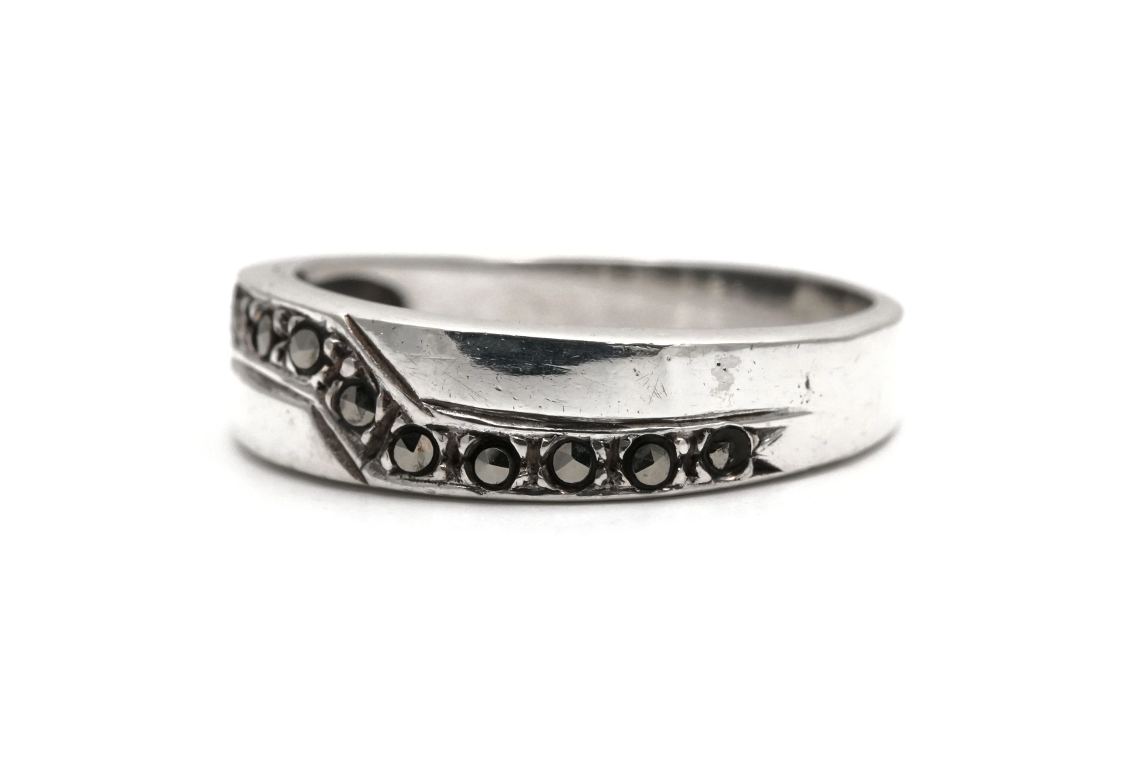 Bague contemporaine en argent 925 sertie de marcassites - - 2