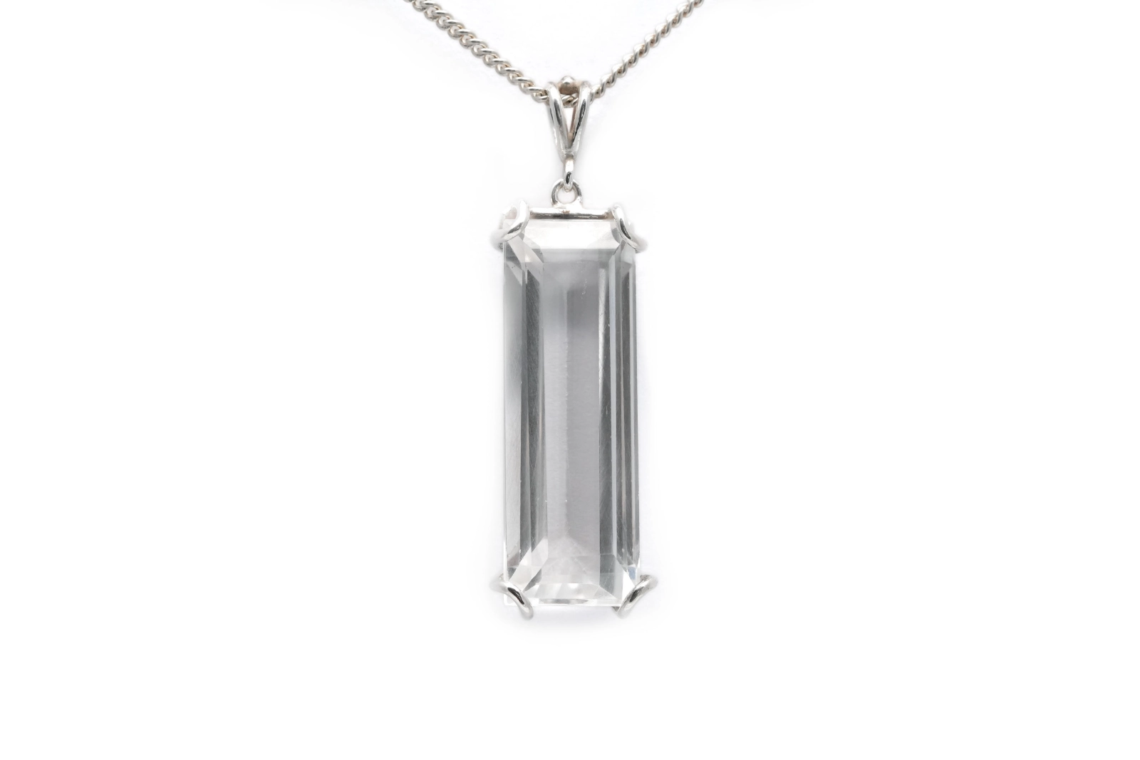 Pendentif contemporain en argent 925 serti d'un quartz - - 1