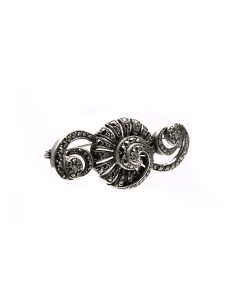 Broche Art Déco en argent sertie de marcassites