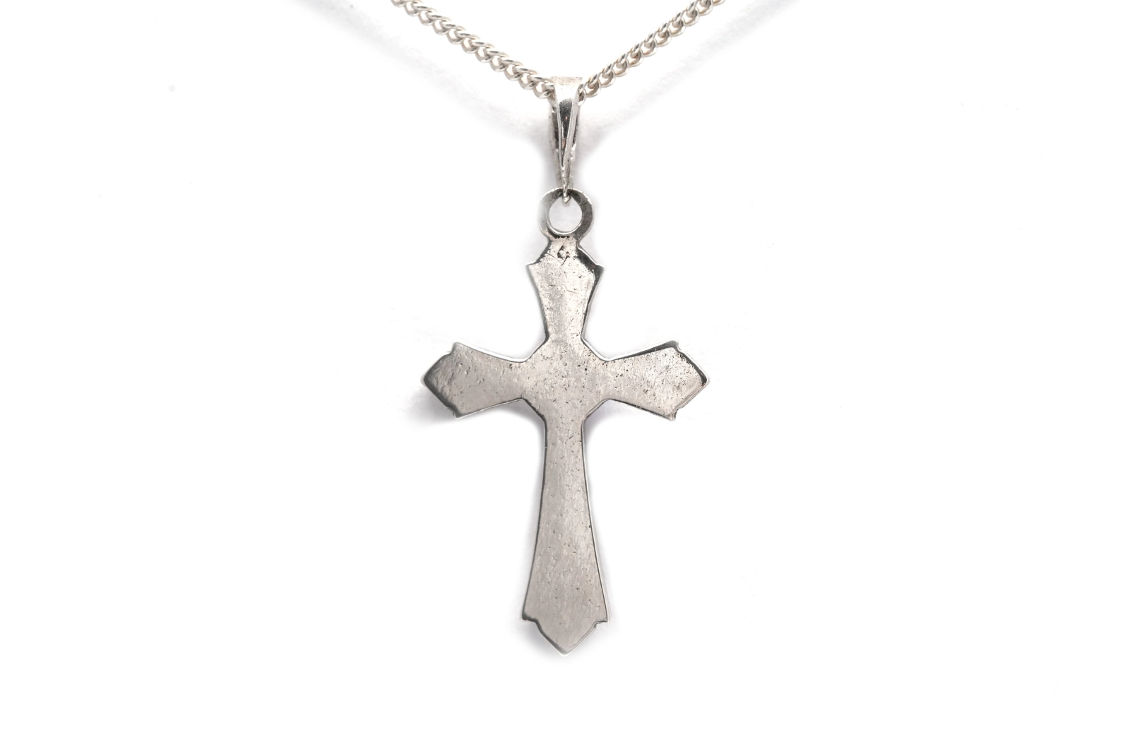 Pendentif Art Déco en argent serti d'émail, de marcassites et de strass