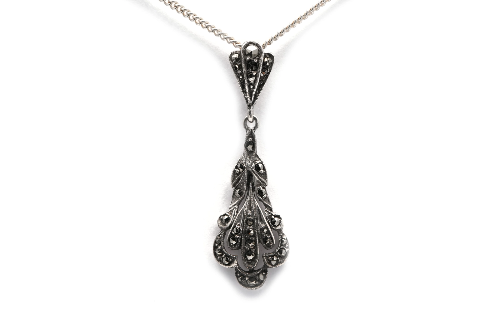 Pendentif Art Déco en argent 835 serti de marcassites