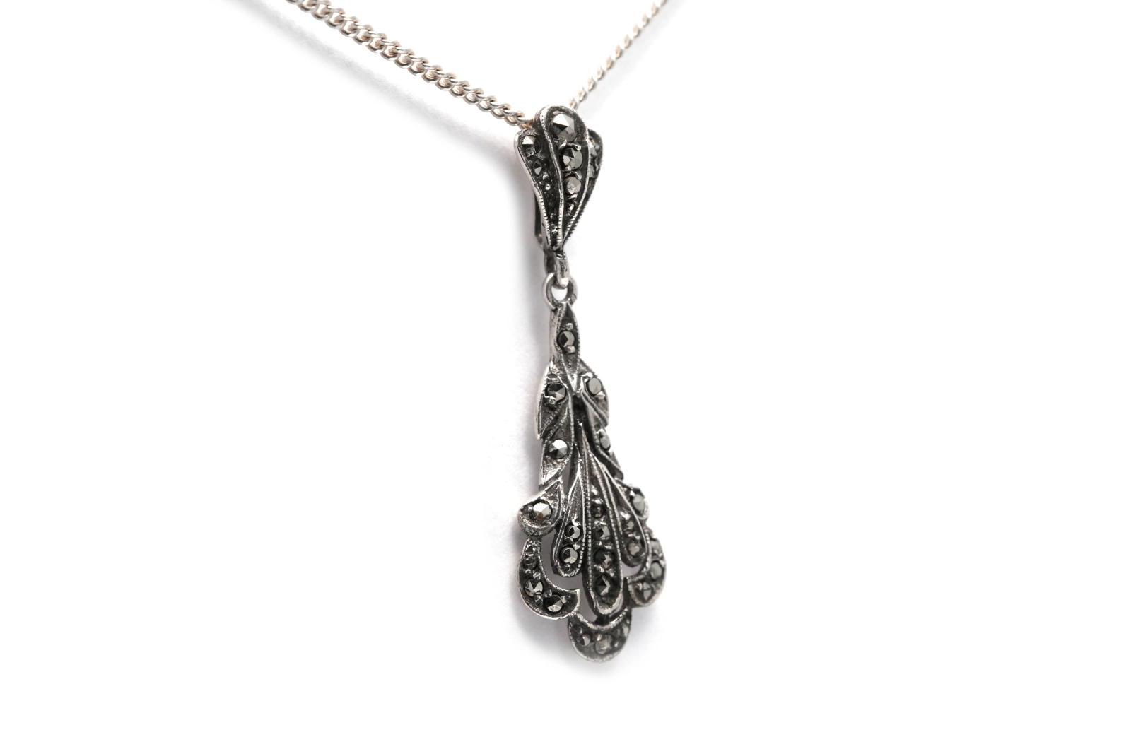 Pendentif Art Déco en argent 835 serti de marcassites