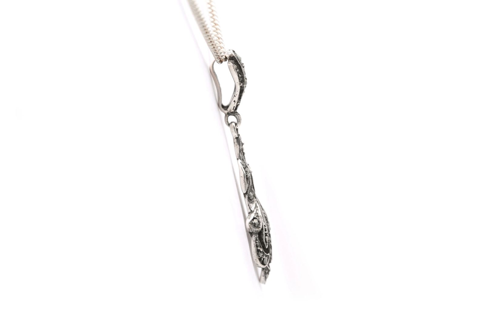 Pendentif Art Déco en argent 835 serti de marcassites