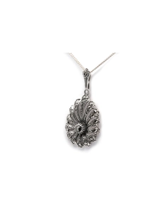 Pendentif Art Déco en argent serti de marcassites