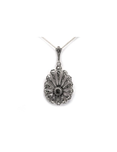 Pendentif Art Déco en argent serti de marcassites