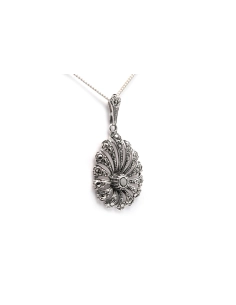 Pendentif Art Déco en argent serti de marcassites