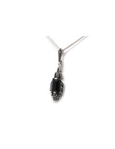 Pendentif Art Déco en argent serti d'une onyx et de marcassites
