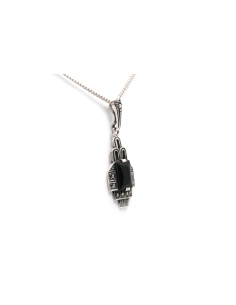 Pendentif Art Déco en argent serti d'une onyx et de marcassites