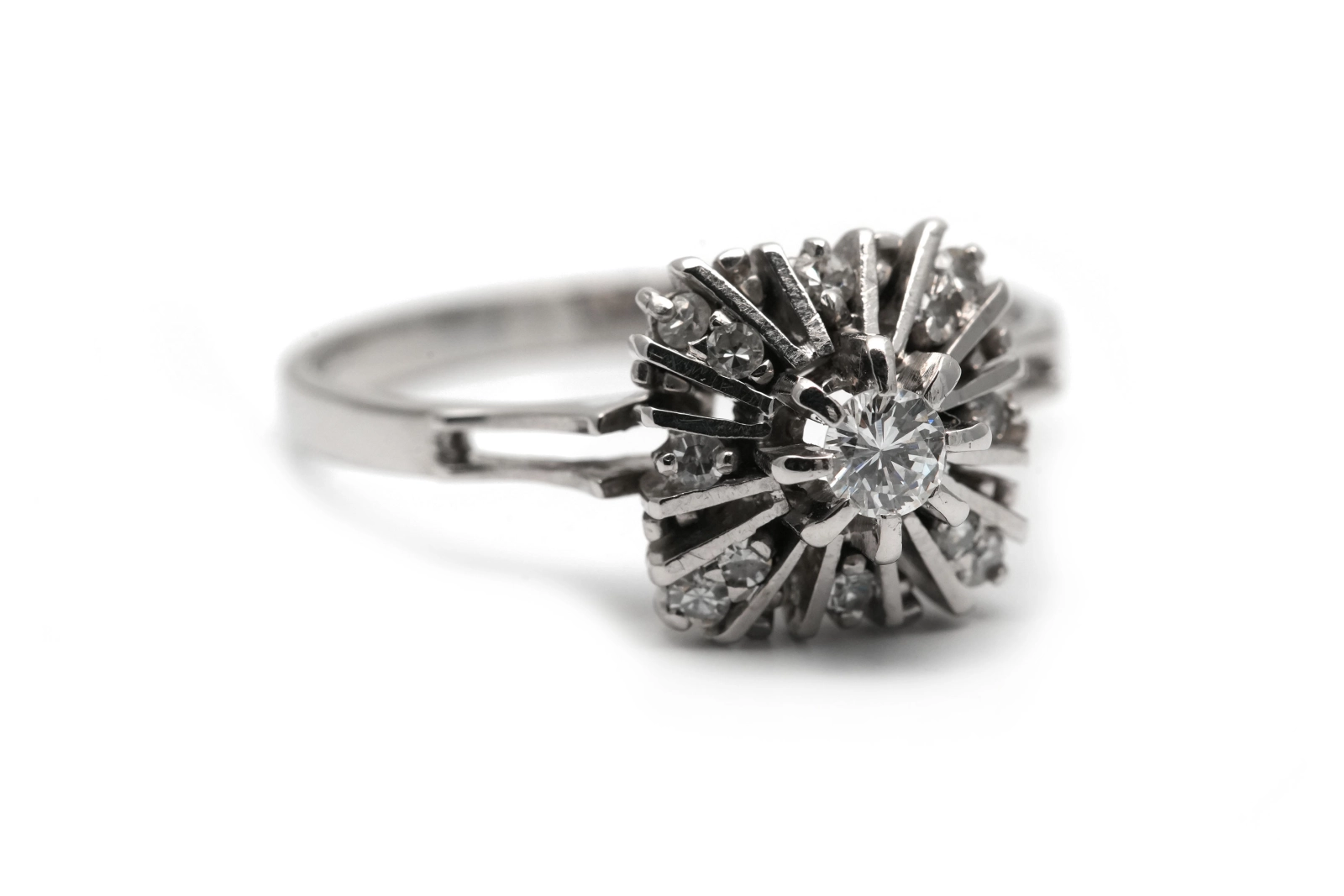 Bague Art Déco en or blanc 18 carats sertie de diamants taille "brillant" (+-0.41ct)