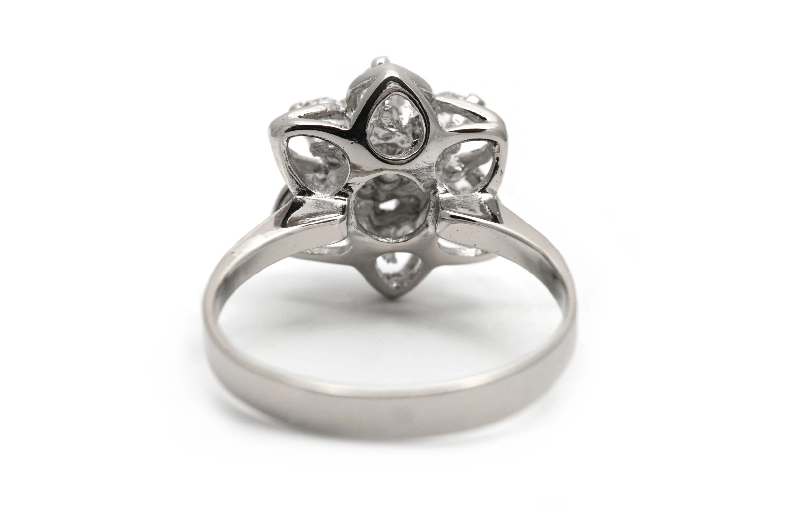 Bague Années 70 en argent 925 sertie de strass