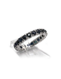 Bague contemporaine en argent 925 sertie de saphirs