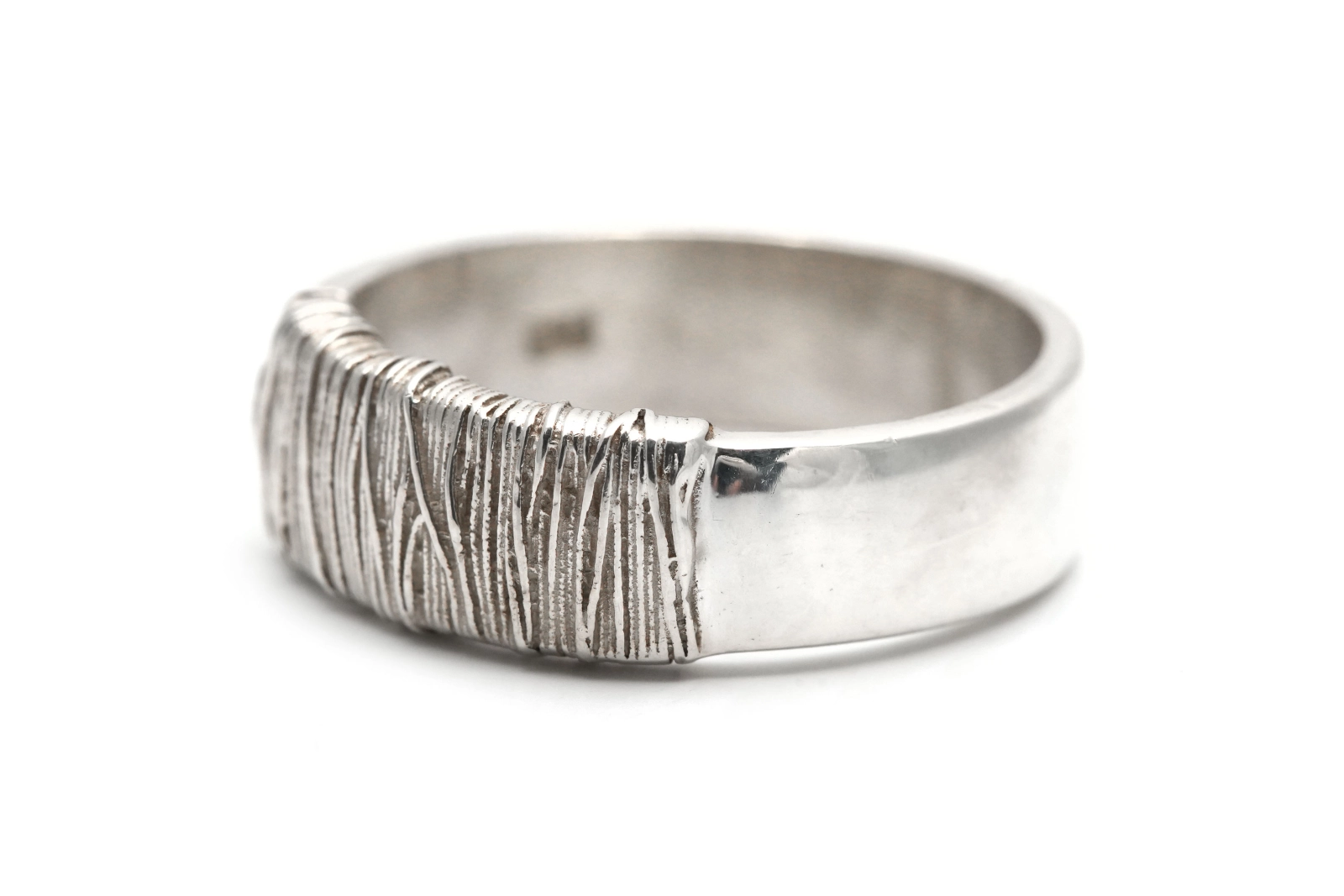 Bague contemporaine en argent 925