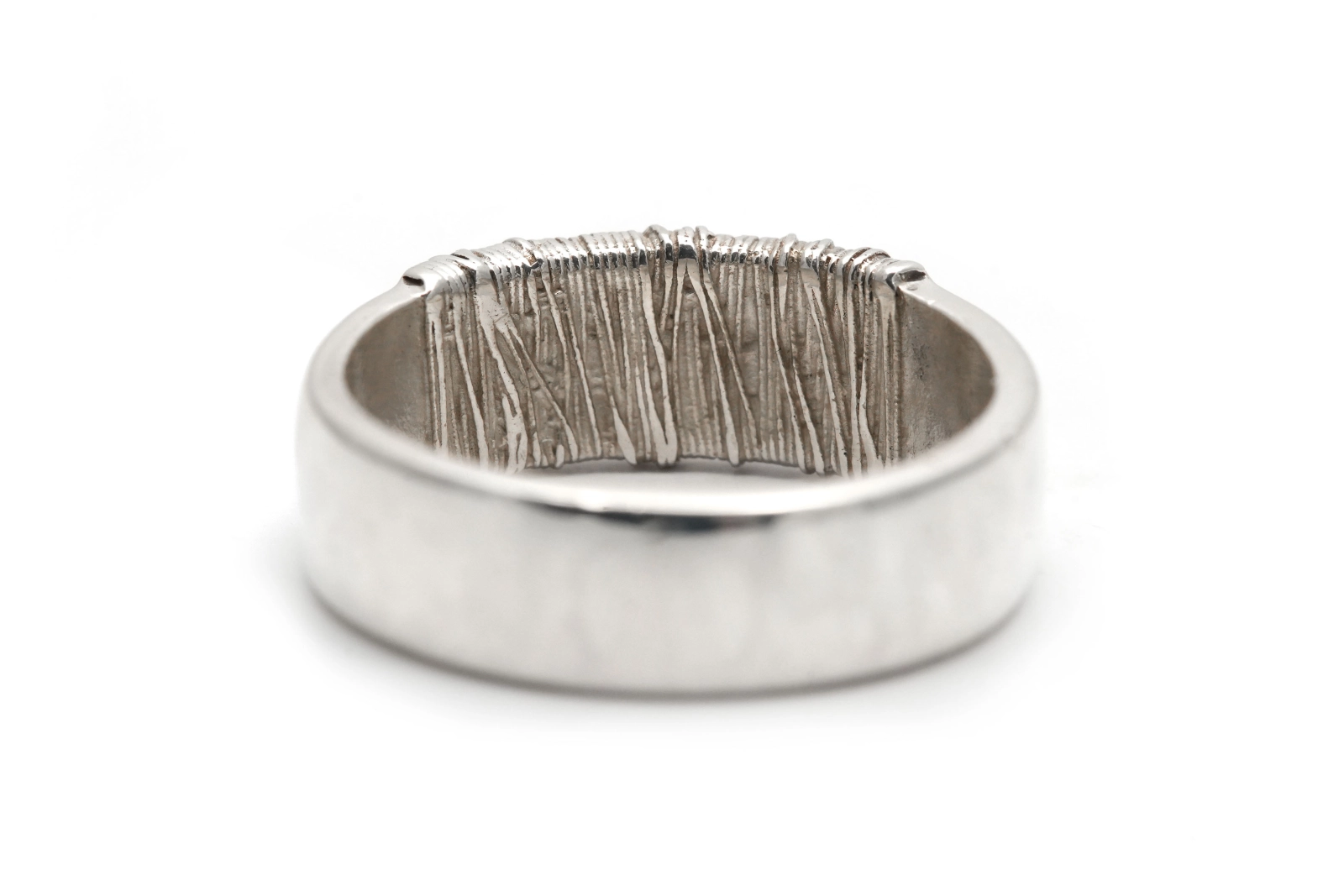 Bague contemporaine en argent 925