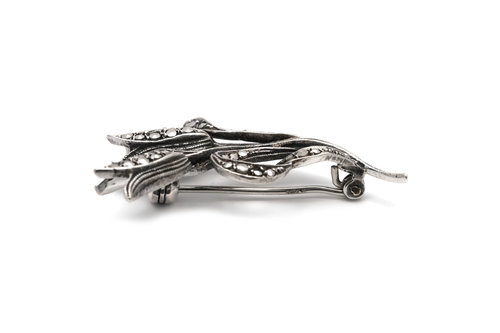 Broche Art Déco en argent 835 sertie de marcassites