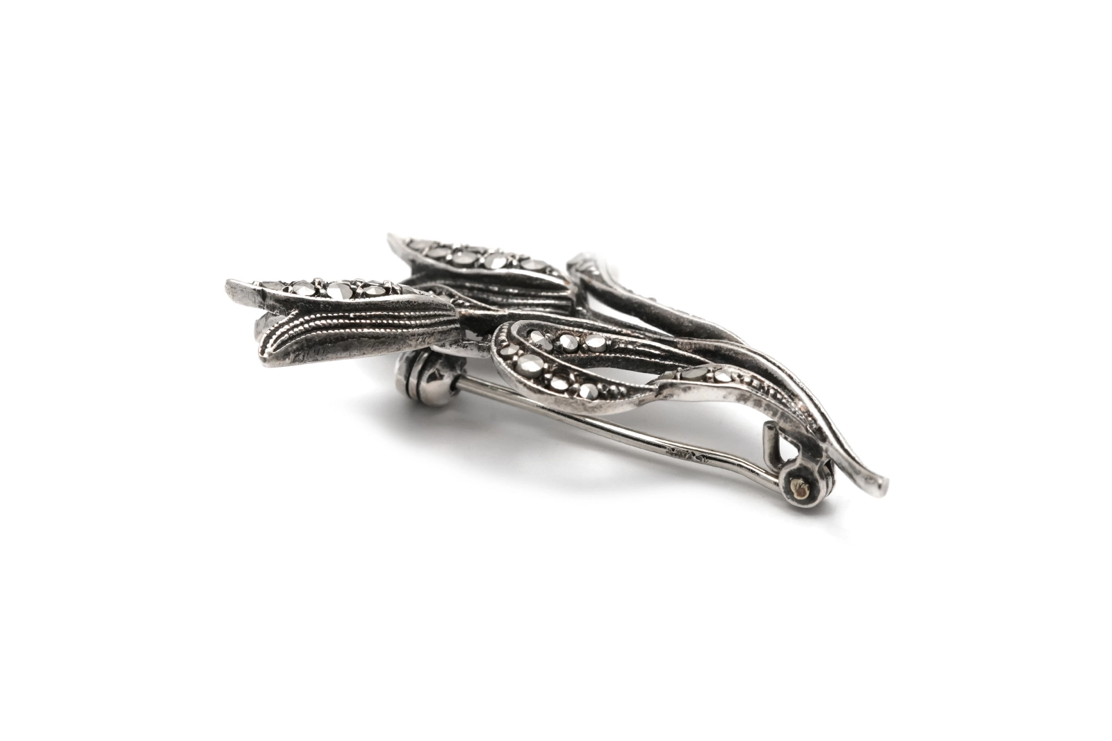 Broche Art Déco en argent 835 sertie de marcassites