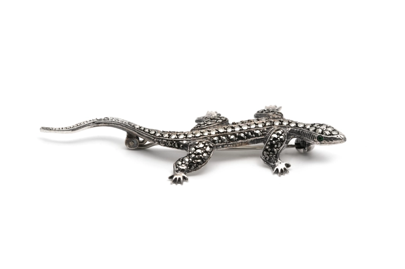 Broche Art Déco en argent 835 sertie de marcassites