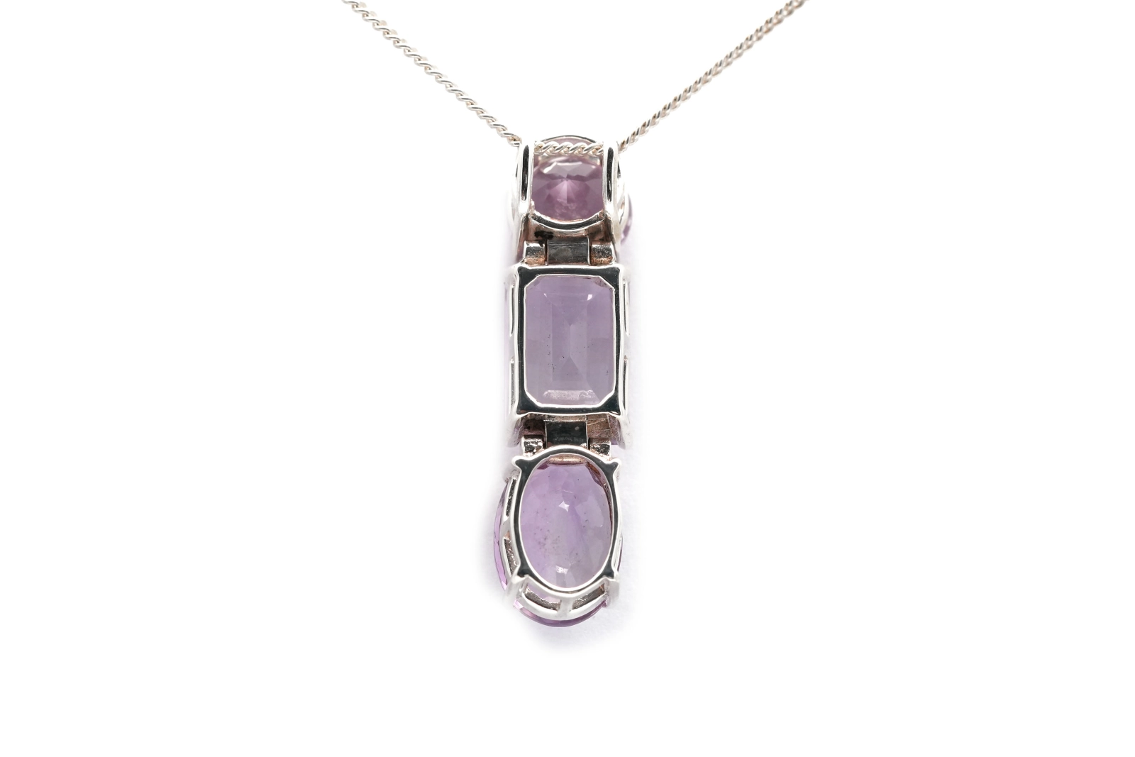 Pendentif contemporain en argent serti d'améthystes