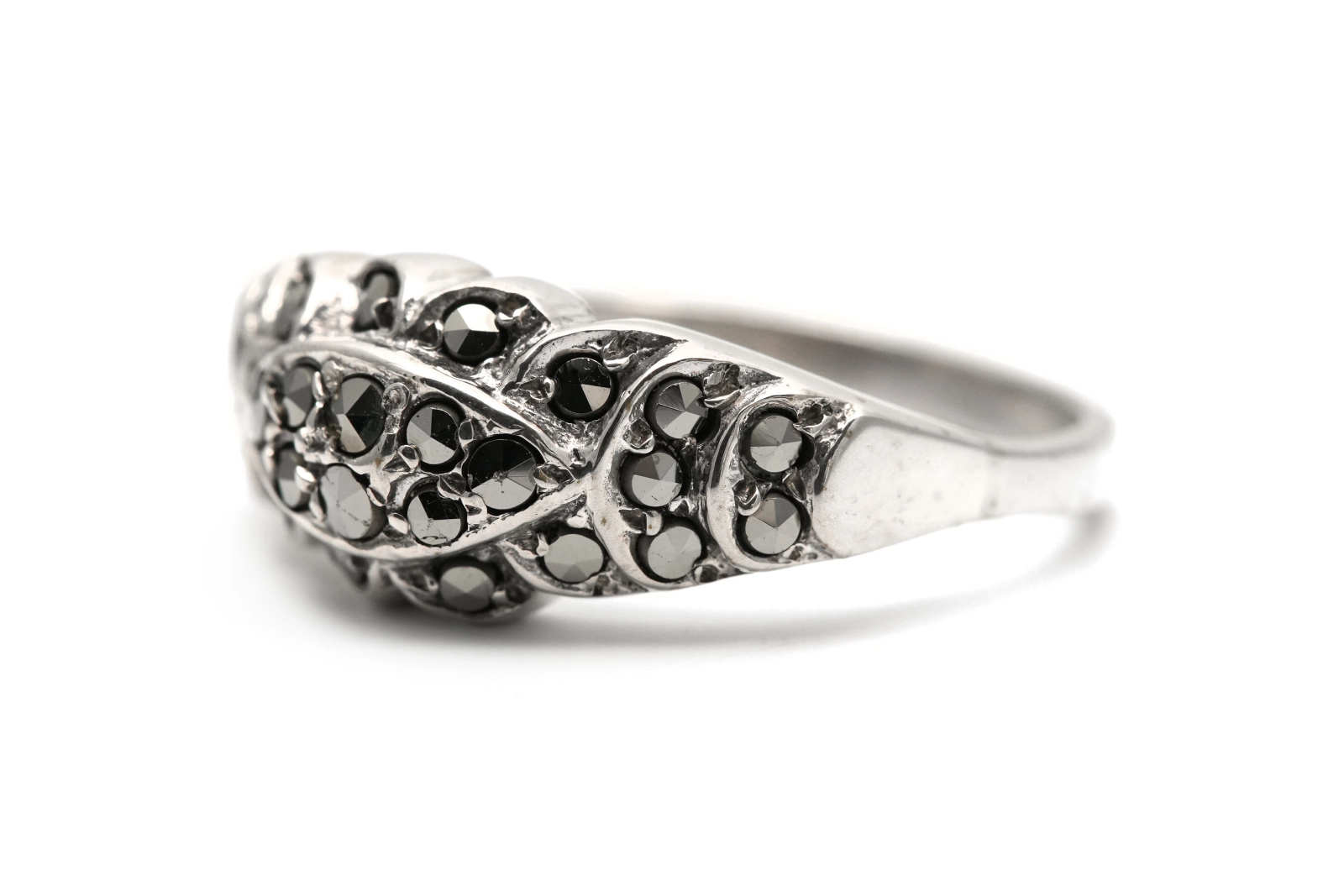 Bague Art Déco en argent 835 sertie de marcassites