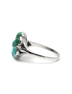 Bague contemporaine en argent sertie de turquoises