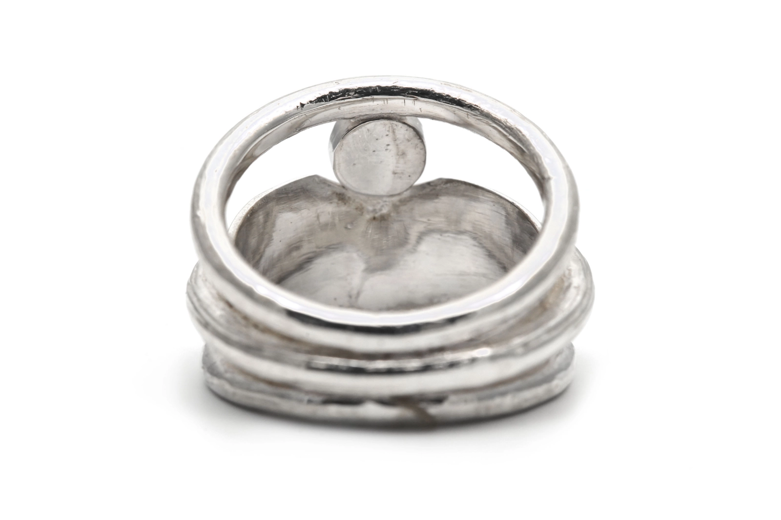 Bague Années 70 en argent sertie d'une tourmaline
