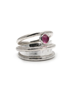 Bague Années 70 en argent sertie d'une tourmaline