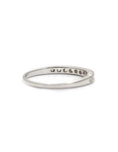 Bague contemporaine en argent 925 sertie de zirconiums