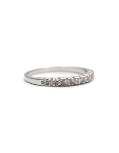 Bague contemporaine en argent 925 sertie de zirconiums