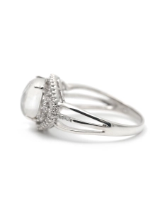 Bague contemporaine en argent 925 sertie d'une pierre de lune et de zirconiums