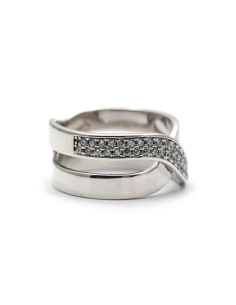 Bague contemporaine en argent 925 sertie de zirconiums