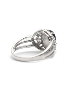 Bague contemporaine en argent 925 sertie d'une améthyste et de zirconiums