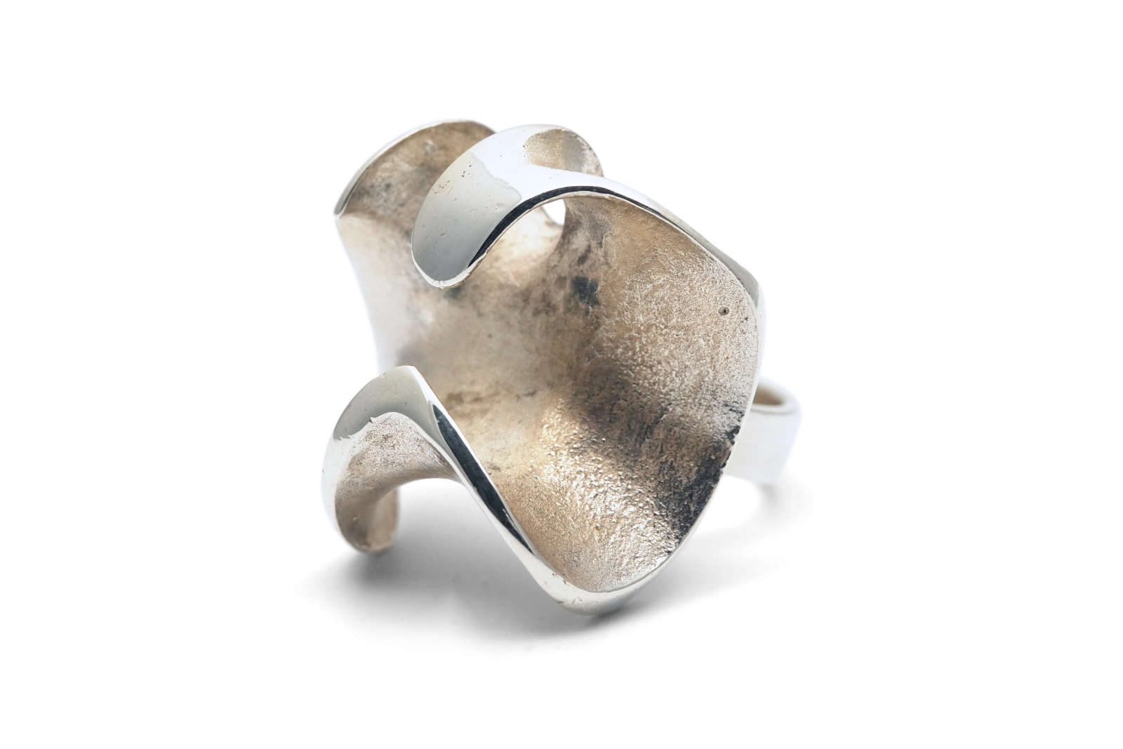 Bague contemporaine en argent 900