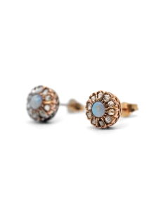 Boucles d'oreilles Art Nouveau en or jaune 18 carats serties d'opales et de diamants taille "rose"