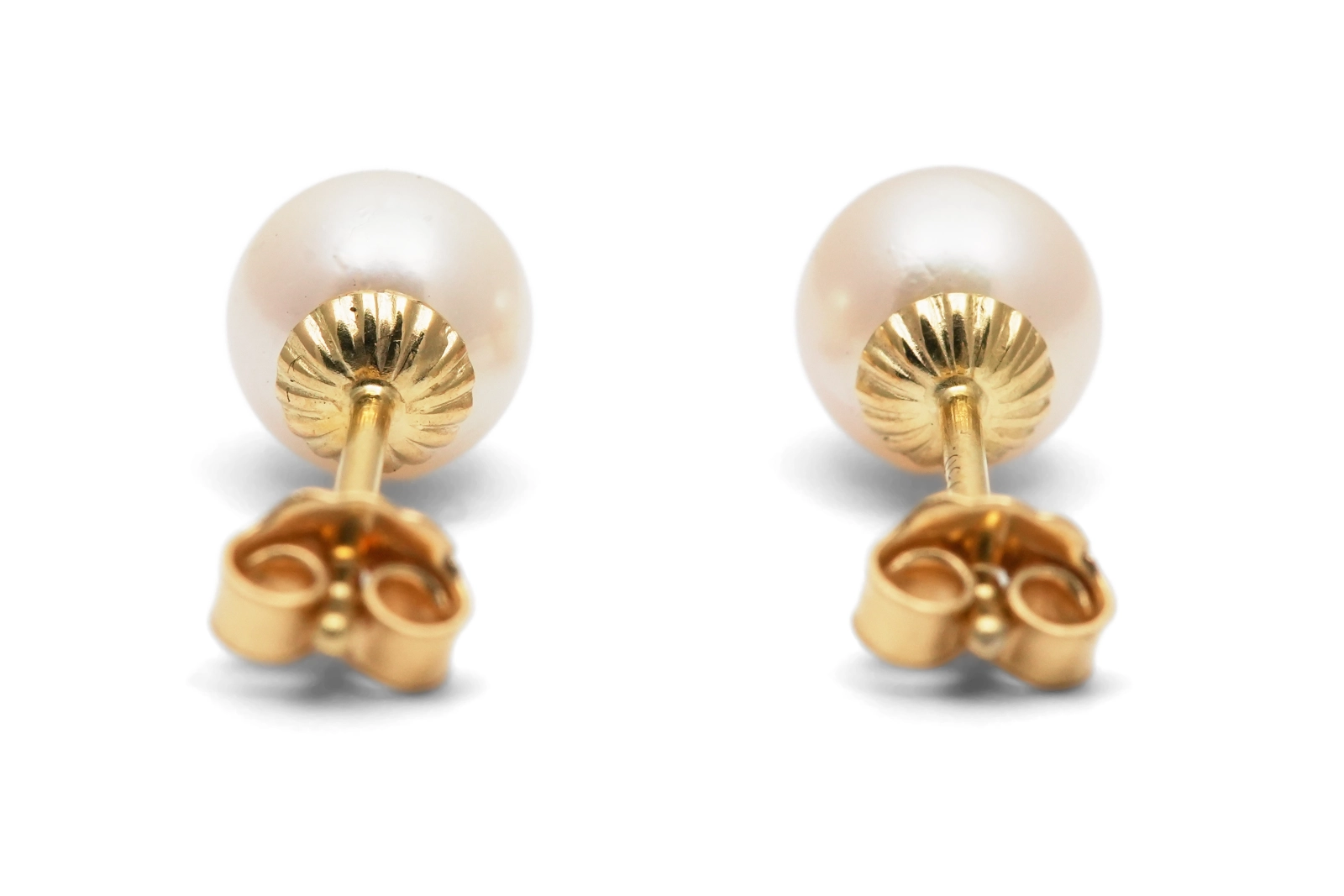 Boucles d'oreilles contemporaines en or jaune 18 carats serties de perles