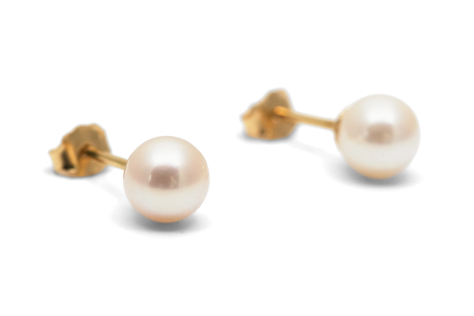 Boucles d'oreilles contemporaines en or jaune 18 carats serties de perles