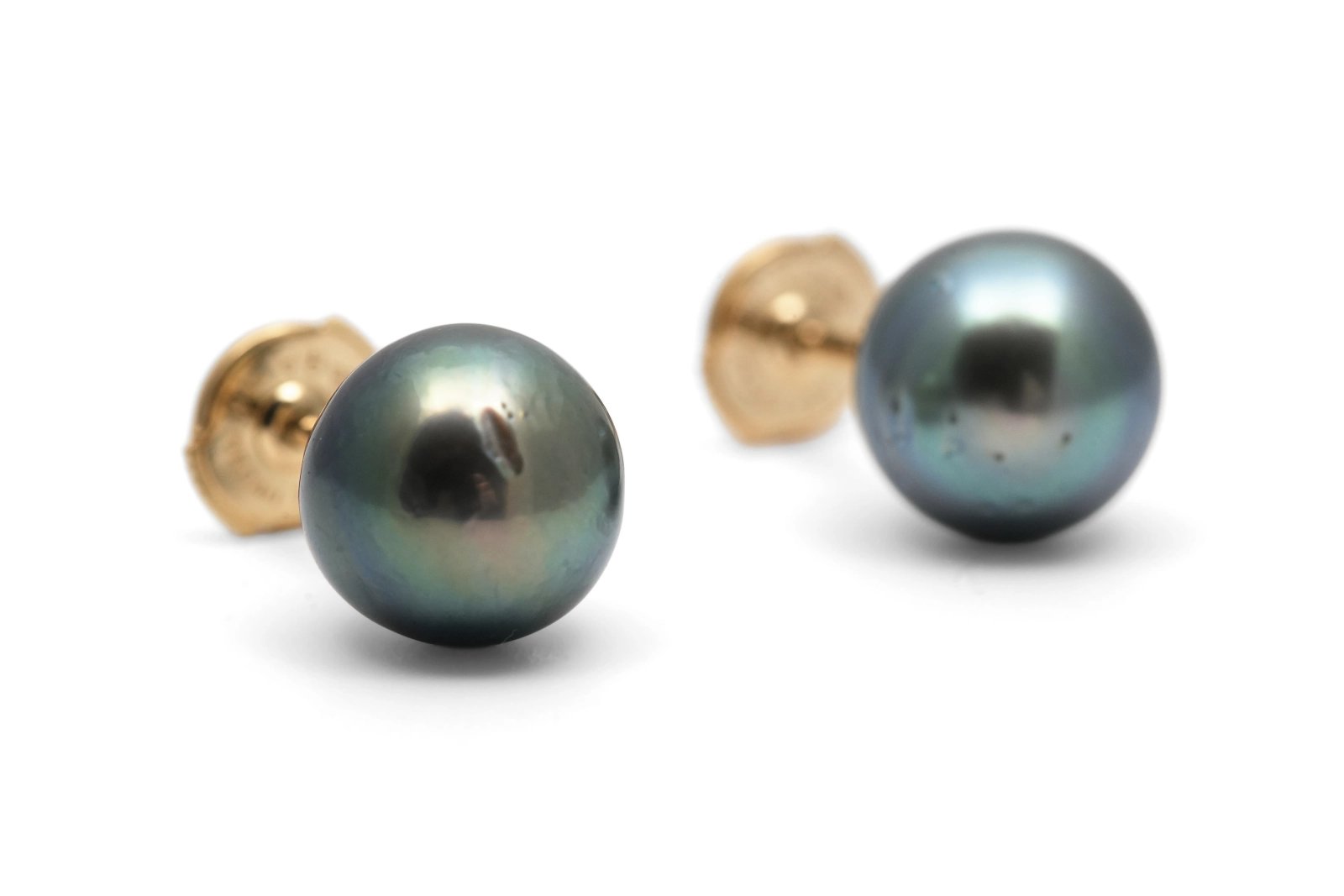 Boucles d'oreilles contemporaines en or jaune 18 carats serties de perles de Tahiti