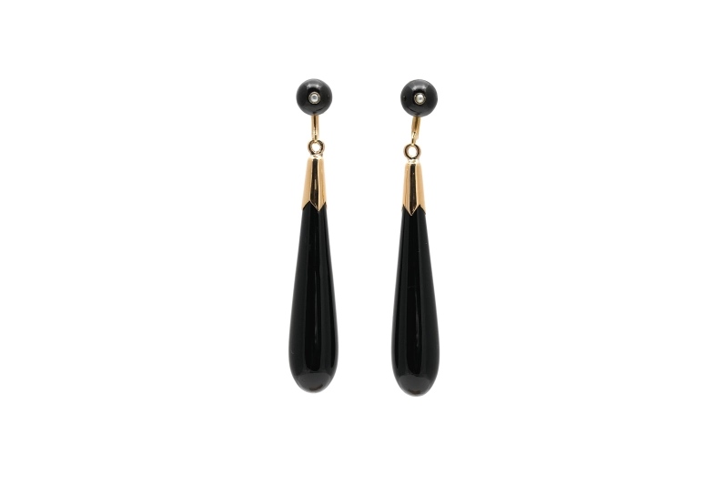 Boucles d'oreilles Napoléon III en or jaune 18 carats serties d'onyx et de perles