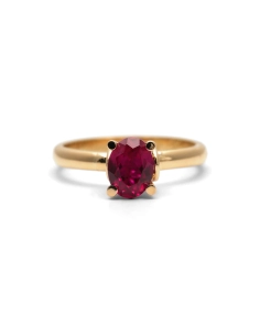 Bague Années 70 en or jaune 18 carats sertie d'un rubis de synthèse
