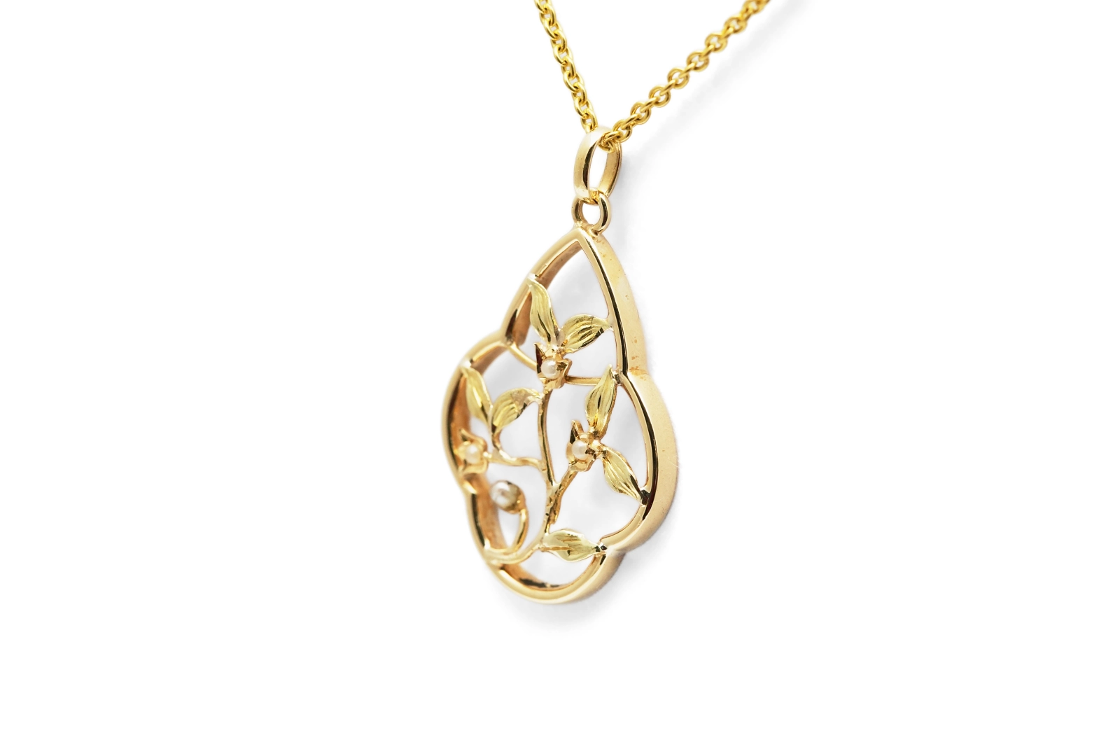 Pendentif Art Nouveau en or jaune 18 carats serti de perles