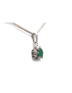Pendentif années 70 en or blanc 18 carats serti d'une émeraude et de diamants taille "8/8"