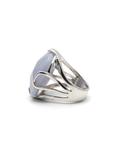 Bague contemporaine en argent sertie d'une agate