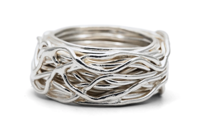 Bague contemporaine en argent
