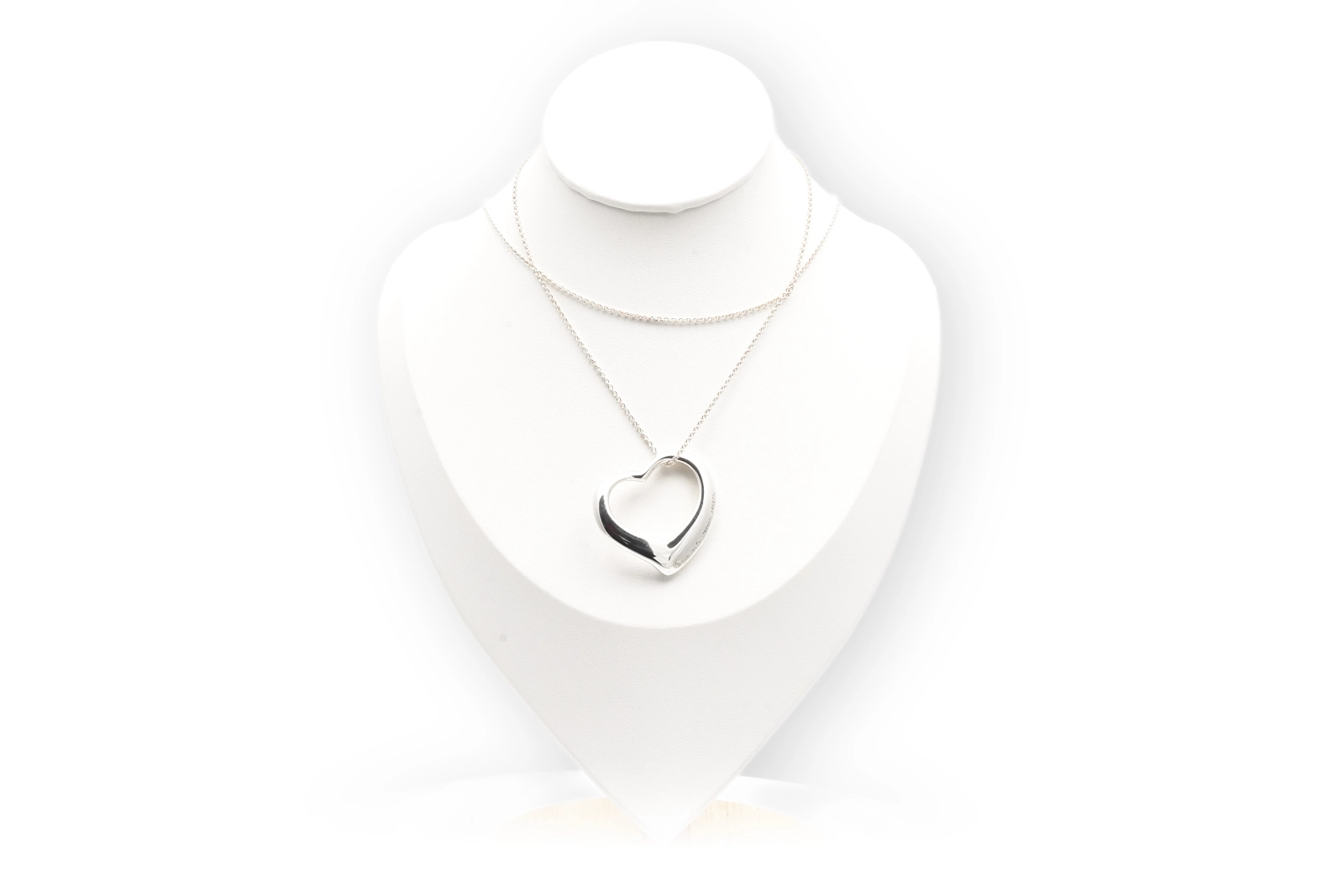Collier "Open Heart" Tiffany & Co. par Elsa Peretti en argent 925