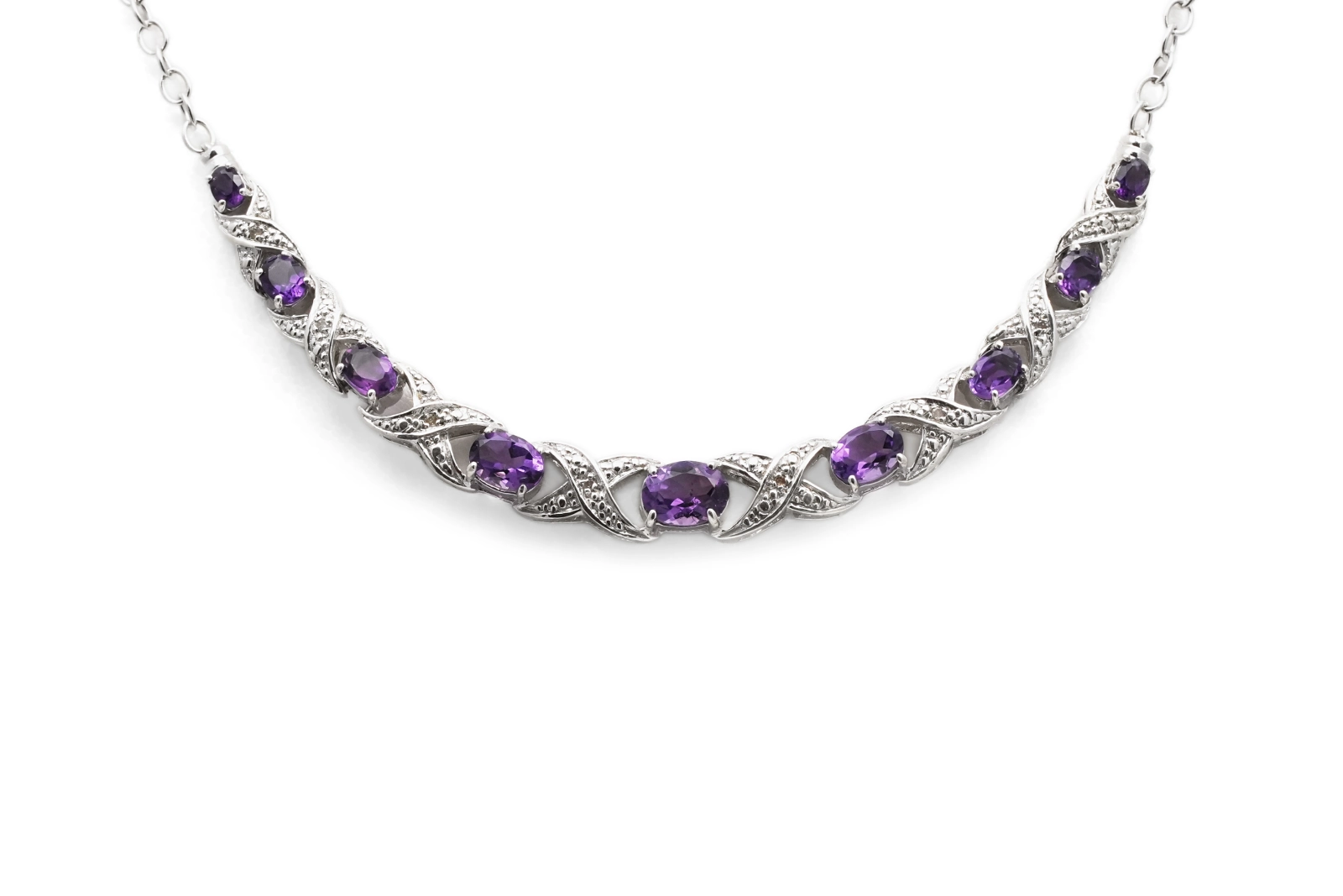 Collier contemporain en argent 925 serti d'améthystes et de zirconiums
