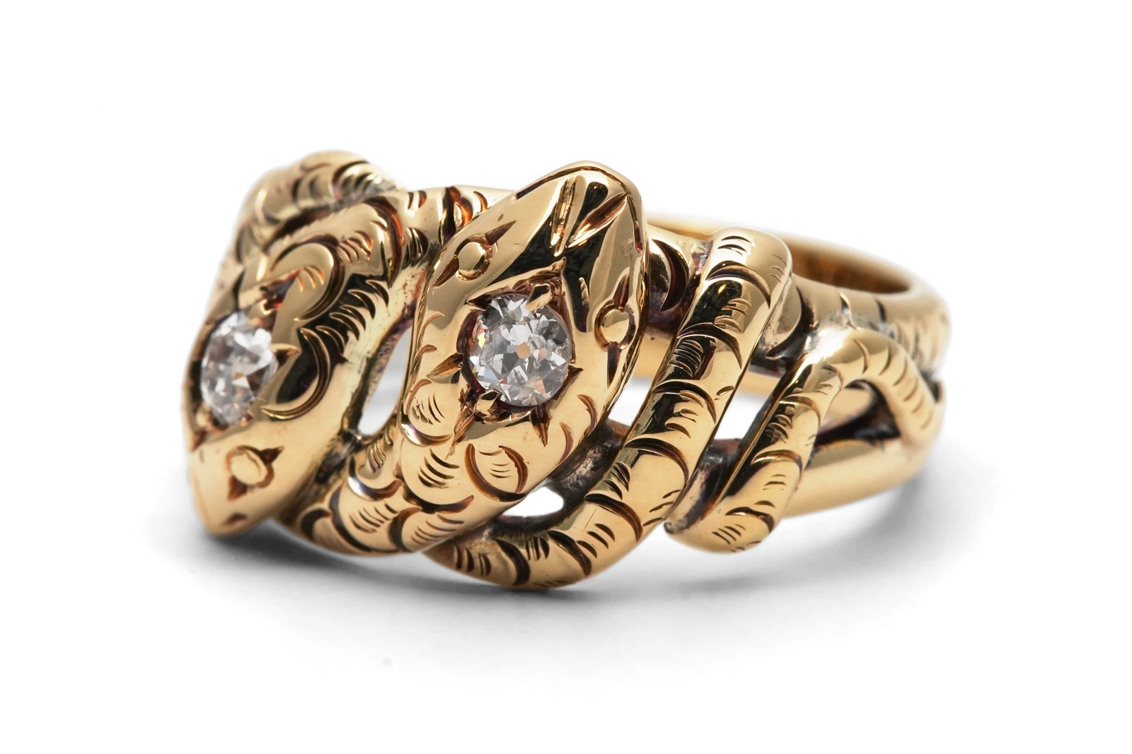 Bague serpent Art Nouveau en or jaune 14 carats sertie de diamants taille "Old cut"