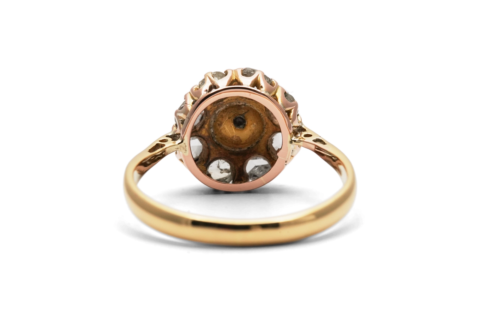 Bague Art Déco en or jaune 18 carats sertie d'une perle et de diamants taille "rose"