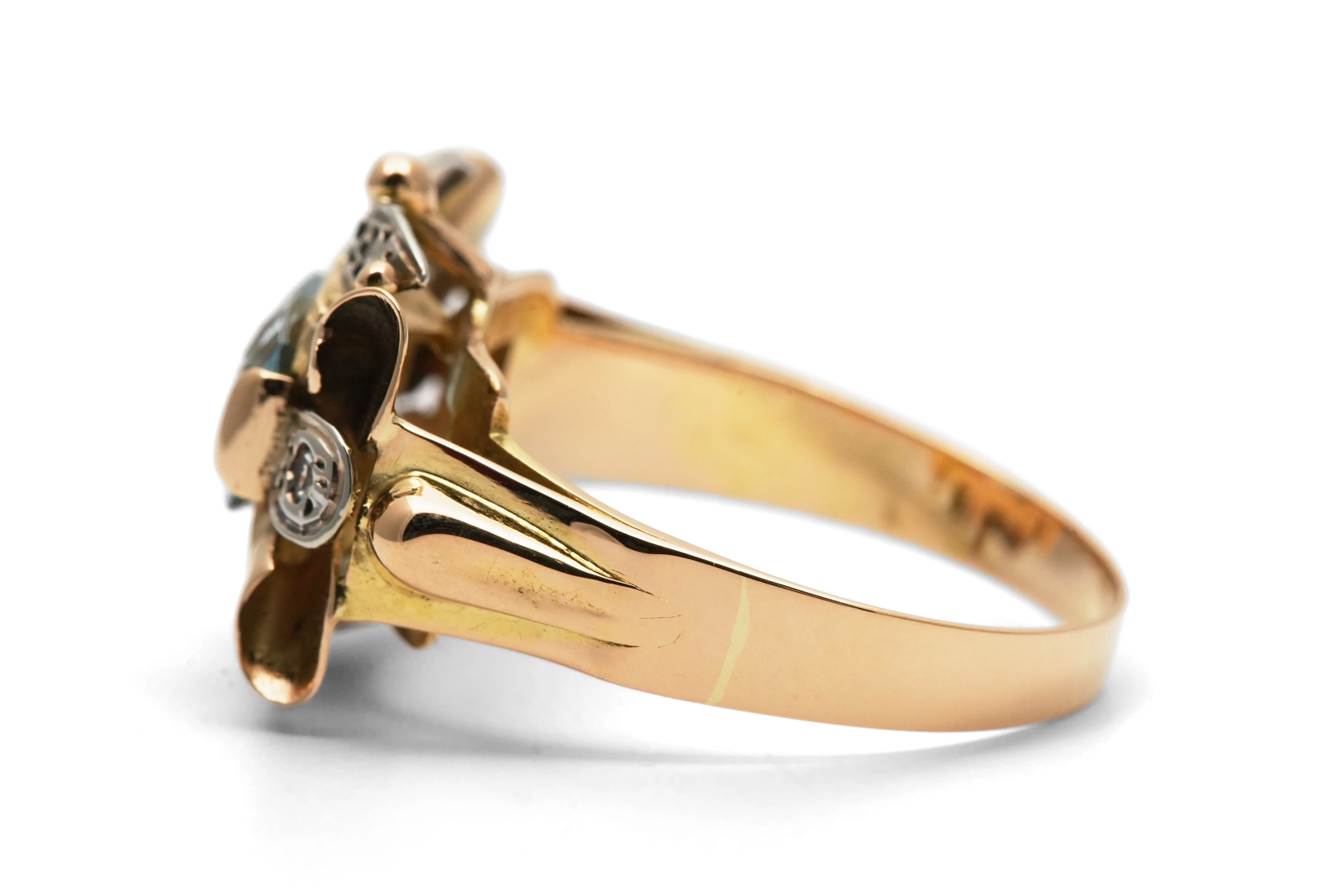 Bague Art Déco en or jaune 18 carats sertie d'une aigue marine et de diamants taille "8/8"
